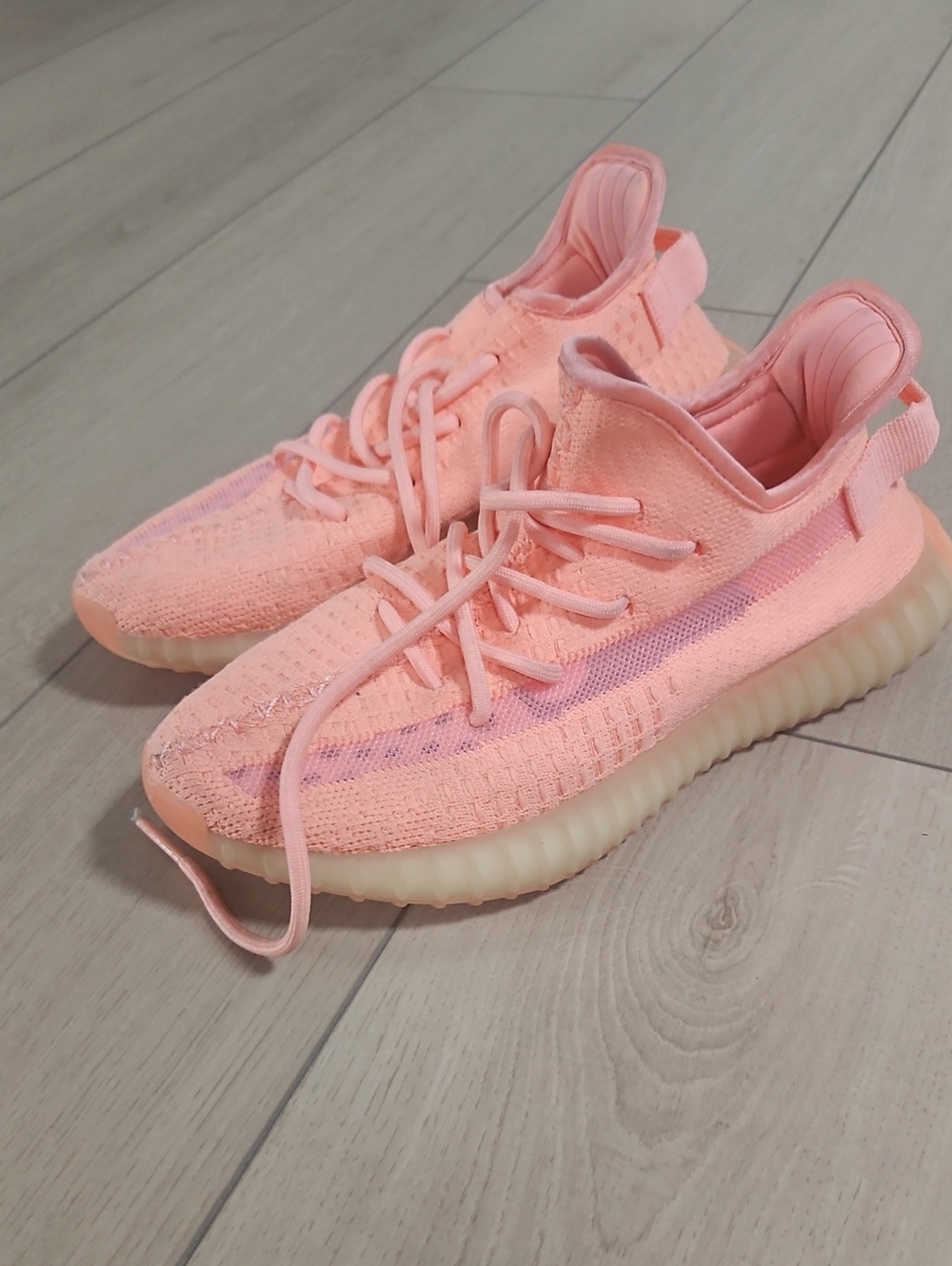 Adidas Yeezy Boost  Mens Size 7.5 Athletic Sneakers